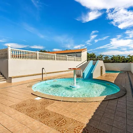 Lovely In With House Sea View Holiday home