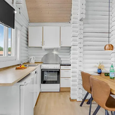 Lovely In With House Sea View